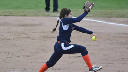 Softball Trips at Boston University, Dropping Pair of Contests