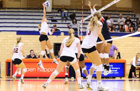 Volleyball Ready to Carry Momentum into Upcoming Conference Matches