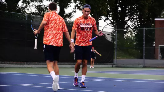 Erskine to Play for Title at Farnsworth Invitational