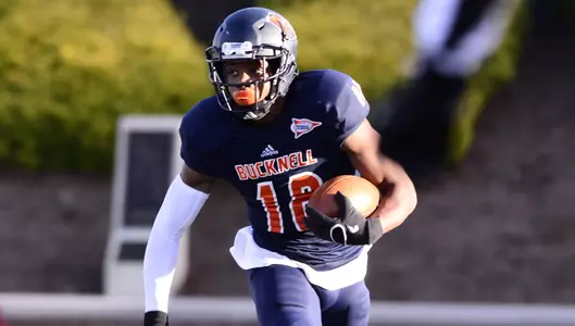 Football Wraps Up Home Schedule with 23-7 Loss to Holy Cross