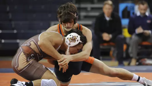 Petrov Wins 125-Pound Title at Michigan State Open