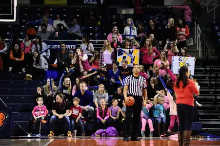 Late Rally Leads Army Past Bucknell, 50-46