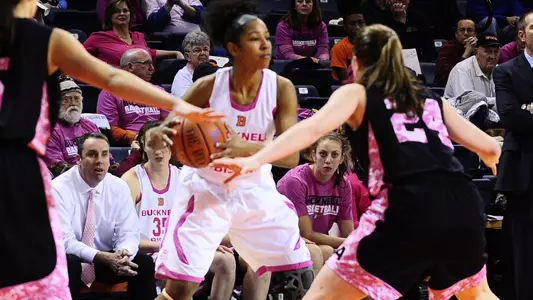 Women's Basketball Hosts Navy for Senior Day