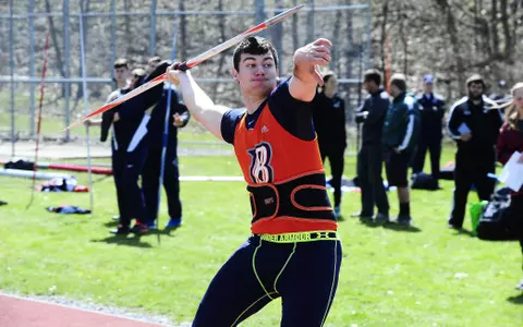 Garcia-Garrison Sets Bucknell's Outdoor Mile Record