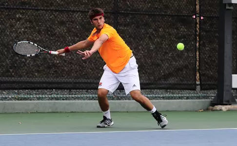 Men's Tennis Plays at Niagara on Sunday