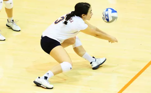 Volleyball Closes Bucknell Invitational with 3-0 Win Over Delaware State