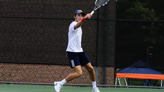 Men's Tennis Goes 16-0 on First Day of Bison Invite