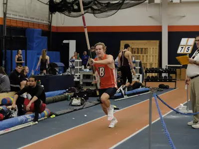 Men's Track and Field Heads to Penn State On Saturday