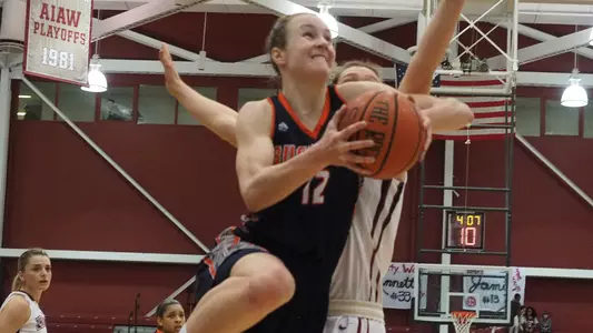 Women's Basketball Beats Lafayette, Clinches Share of PL Regular Season Title