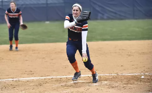 Softball Beats ACC Team for First Time Since 1997 in DH Split at Pittsburgh