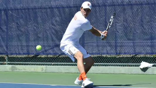 Men's Tennis Sends Nine to Quarterfinals of Bucknell Fall Invite