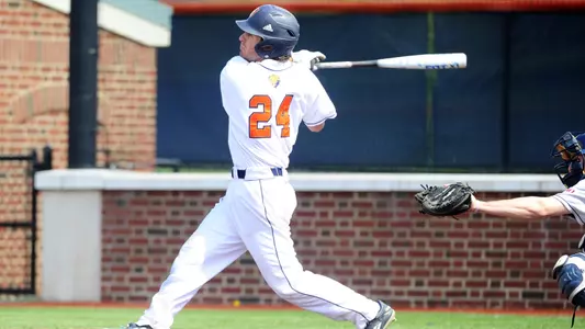 Bucknell Scores Late to Defeat Hartford, 9-5