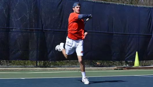 Men's Tennis Tops Queens College 5-2
