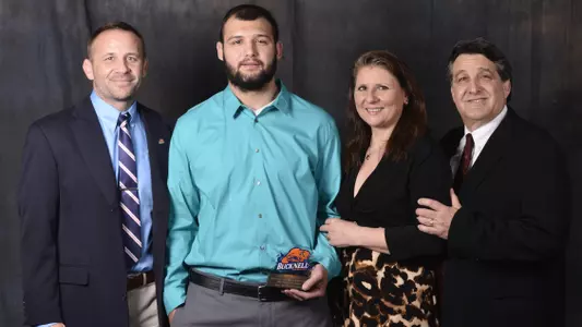 Joe Stolfi Wins Senior Athletic Award