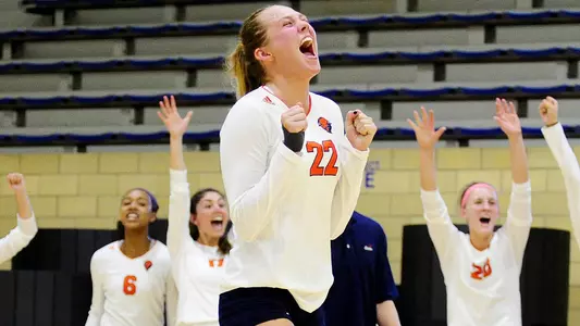 Volleyball Serves Loyola 3-1 Loss