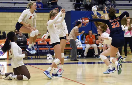 Volleyball Back in Playoff Hunt with 3-2 Win Over Lehigh