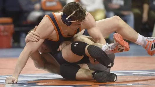 Wrestling Competes at Cliff Keen Invitational