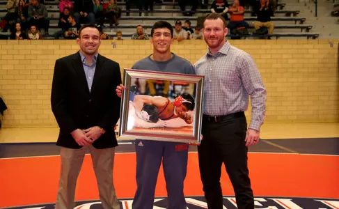 Wrestling Stretches Winning Streak to Eight with 33-7 Win Over Binghamton