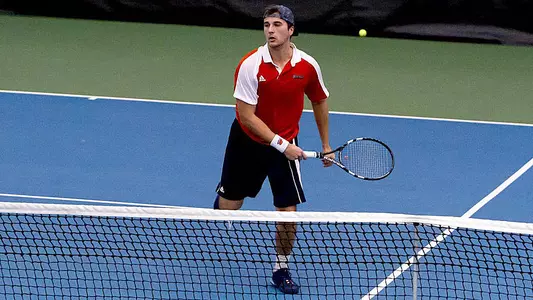 Men's Tennis Shuts Out Holy Cross, Loses to Army West Point