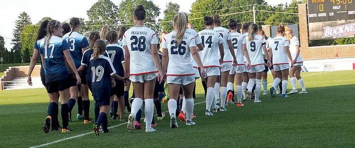 Women's Soccer Falls to Syracuse in 2017 Opener, 2-0