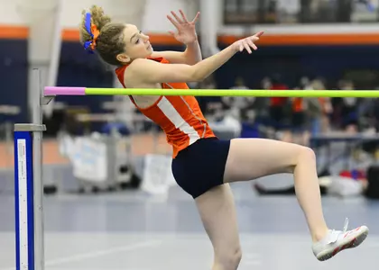 Bendzinski Named Scholar Athlete of the Year; Women Place Four on Academic Team