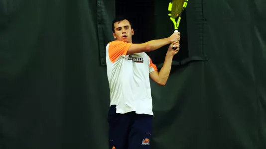 Men's Tennis Falls to UC San Diego, 6-1