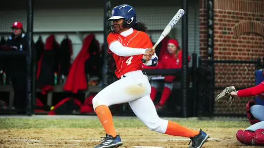 Hadley's Big Day Leads Softball to Doubleheader Sweep Over Cornell