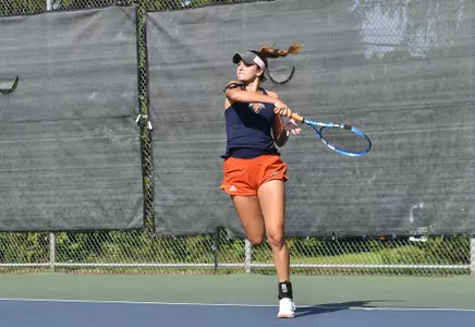 Dax Seidlin Earns Singles Title for Women's Tennis at Navy Invite Image