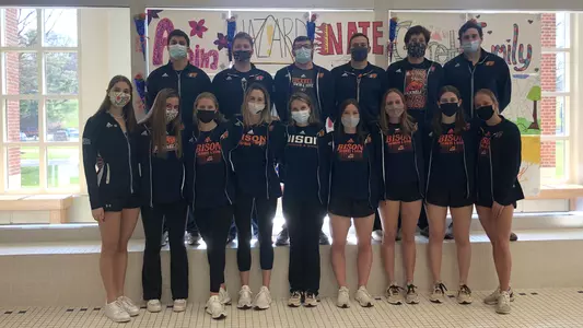 The Bison swim & dive seniors