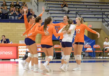 Volleyball Sweeps Loyola (Md.) to Conclude Weekend in the Old Line State Image