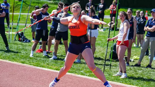 Evelyn Bliss Throwing