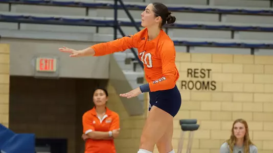 Bella Rodriguez Serve