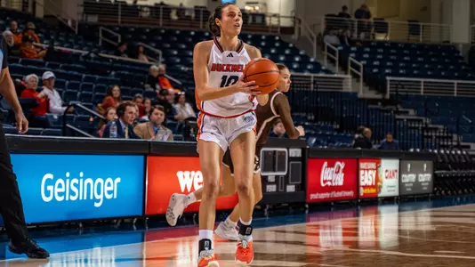 Isabella King Action Shot (Lehigh Jan. 2)