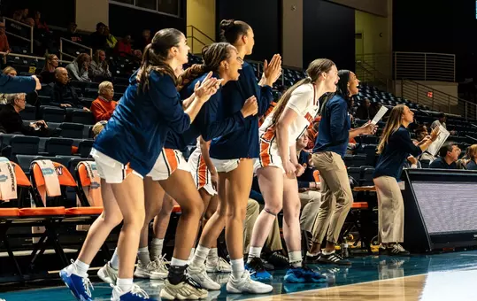 WBB Sideline Cheering