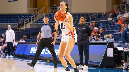 Isabella King vs. Loyola