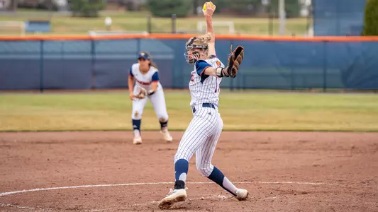 Savannah Jones Pitching