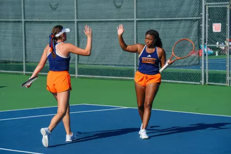 Women's Tennis Tori Allen High Five