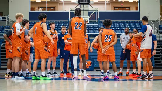 Men's Basketball group shot