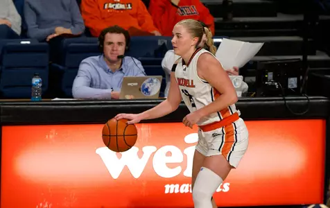 Hope Masonius Dribbling