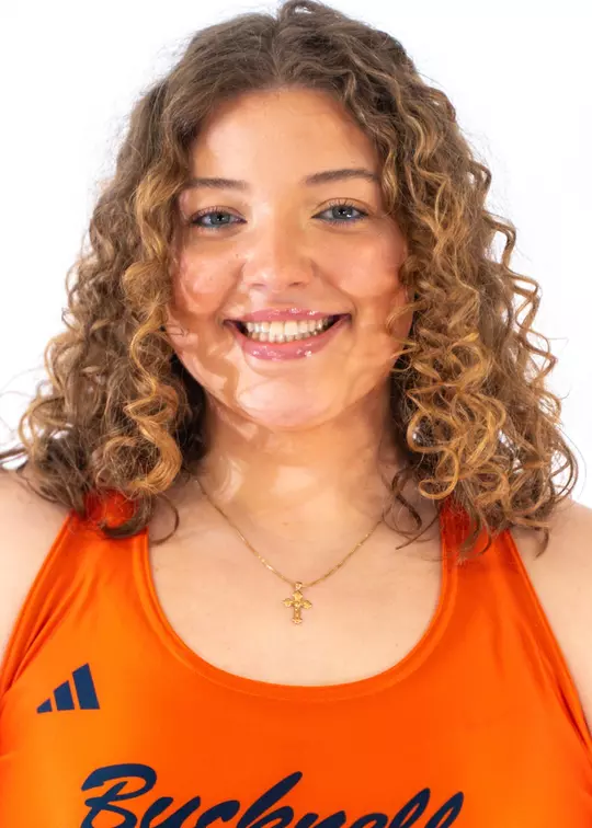 Liz Dlugos Headshot