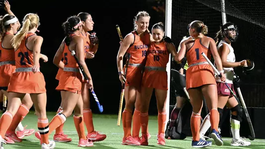 Carolyn Schiavo and teammates