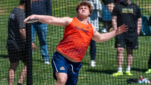 Logan Newman discus