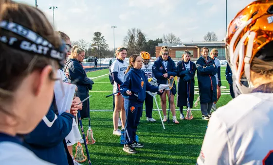 WLAX Huddle with Coach Dando
