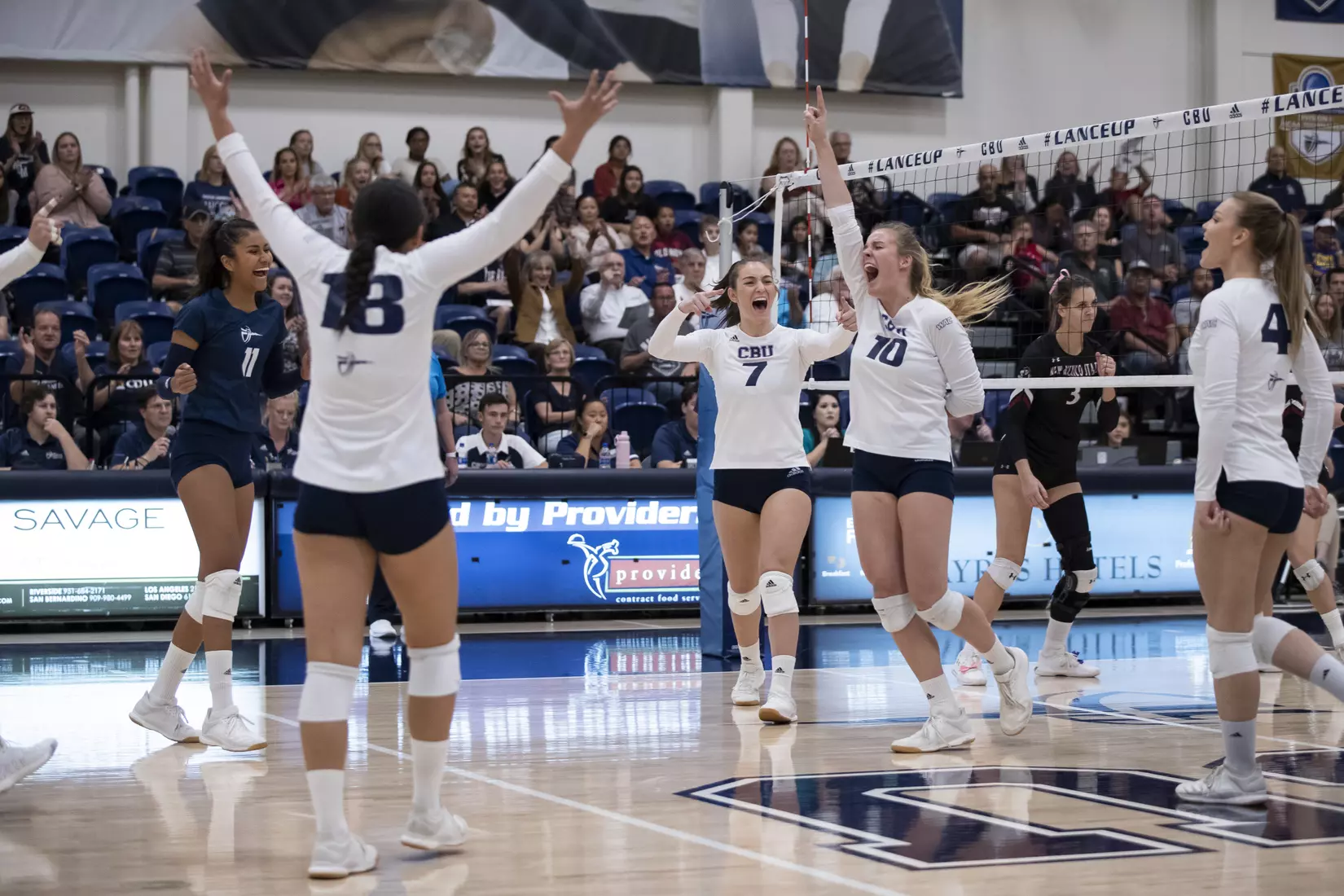 team cheer Megan Sester and Yagoda Jedrzejczak