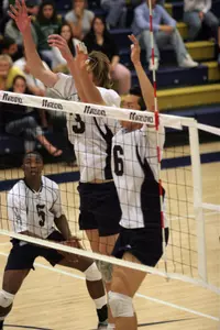 CBU Mens Volleyball 2.2.06 0203.JPG