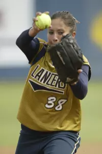 CBU Womens Softball 3.10.06 009.JPG