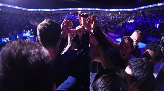 MBB huddle