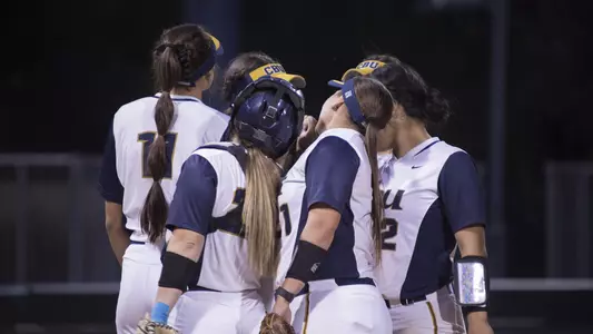 SB huddle