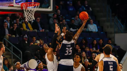 De'jon Davis at Grand Canyon