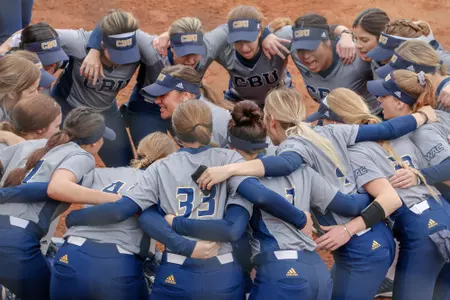 Seniors Shine in Season Finale Image